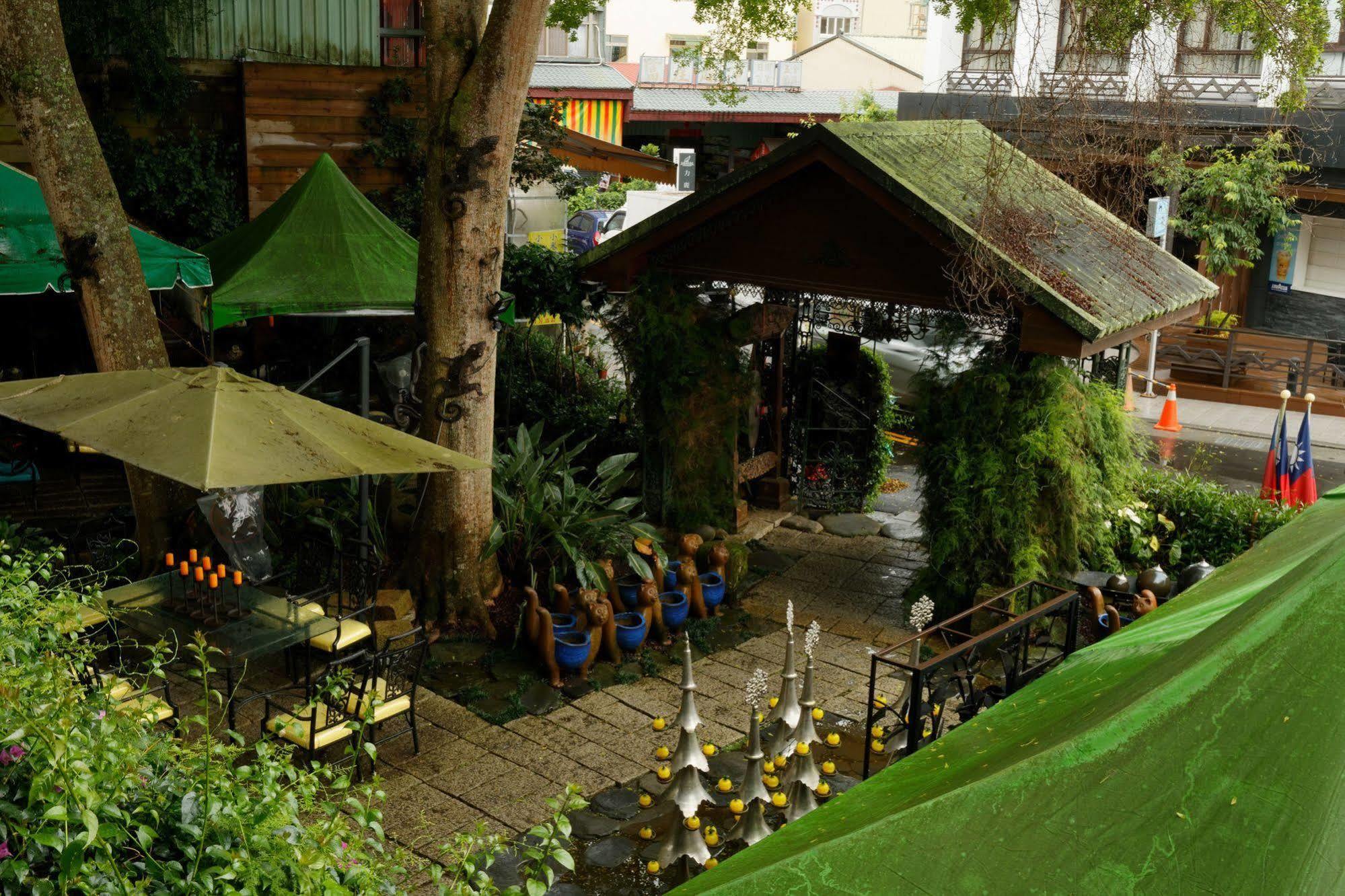 Sun Moon Lake Full House Resort Yuchi Exterior photo